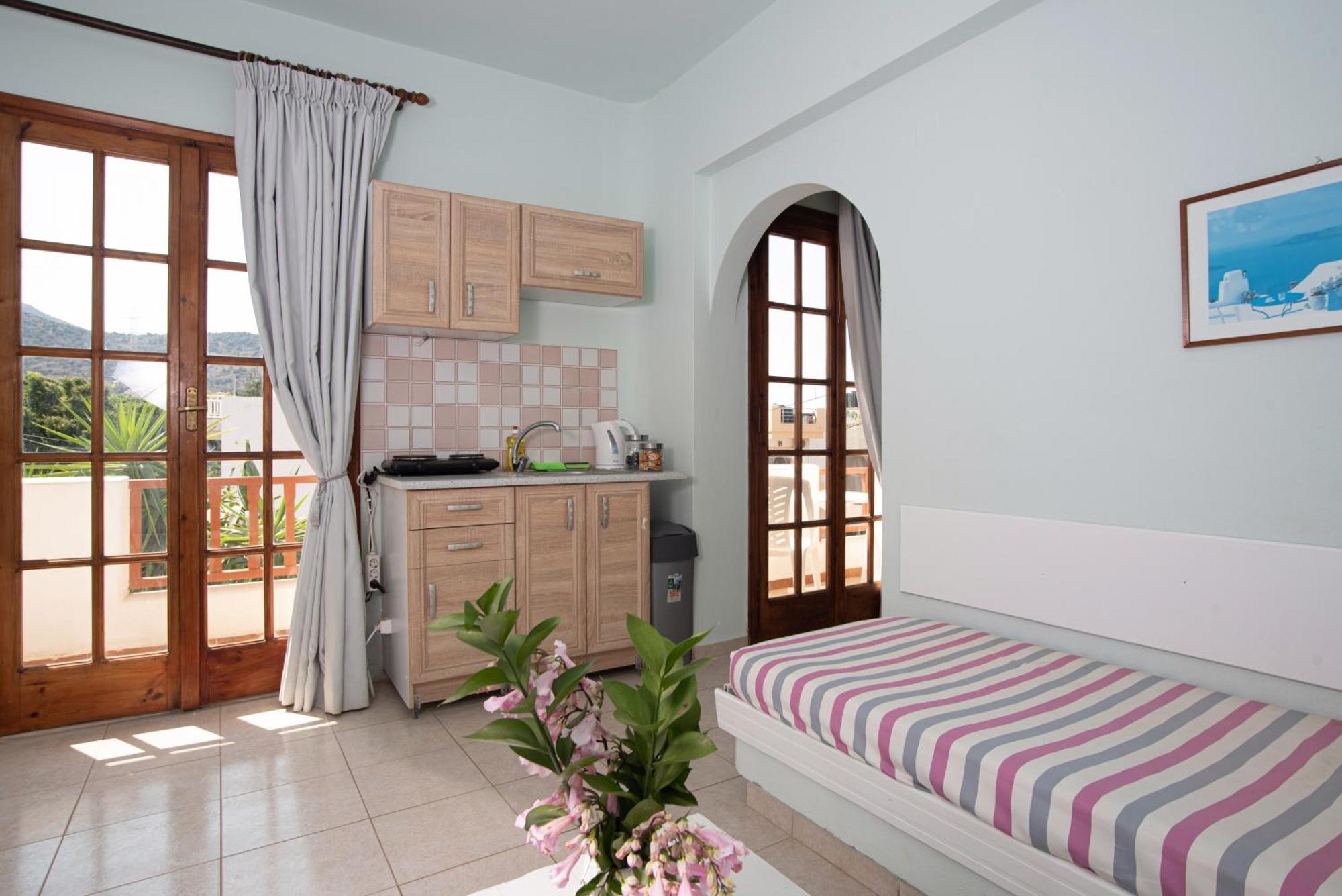 Alexandra Apartments Stalida Bagian luar foto